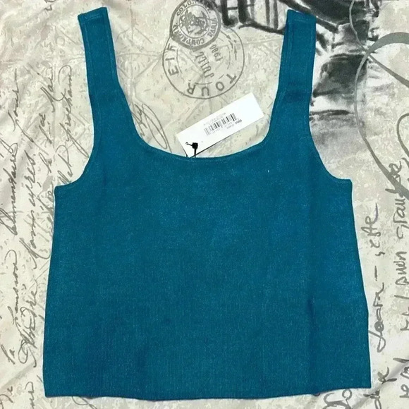 Angelica cropped tank - Picture 2 of 3